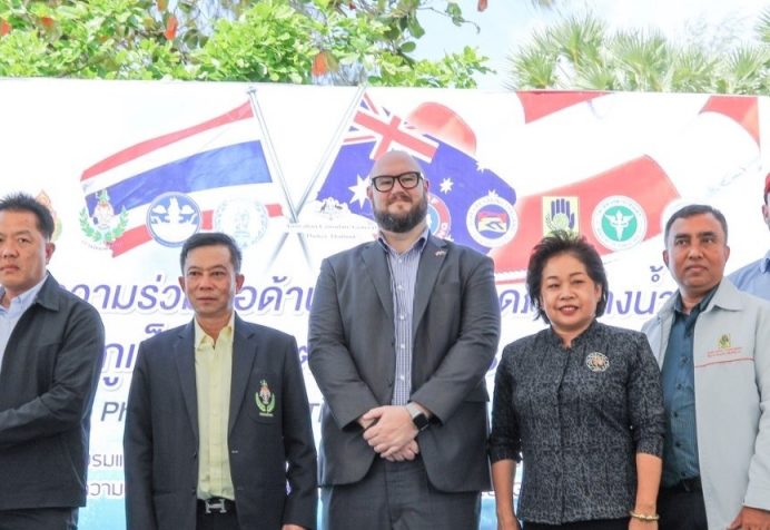 34th Edition Thai translated SLSA Bronze Cert II Manual_Handover_2 - banner